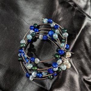 4 Vantel Pearl blue and white pearl wrap bracelet